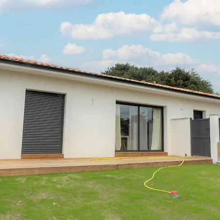 Prázdninový dům Holiday Home Le Courant