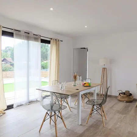 Holiday Home Le Courant 미미장플라즈